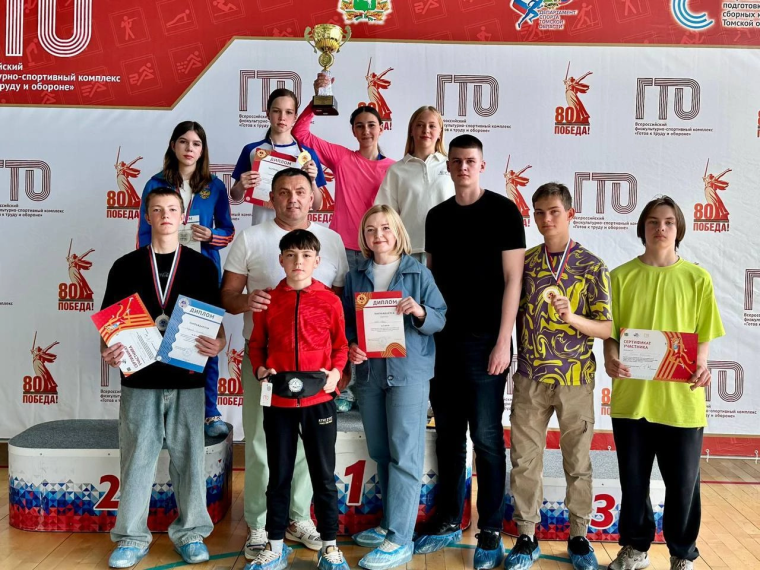 Фестиваль Всероссийского физкультурно-спортивного комплекса «ГТО» среди школьников 12-15 лет.